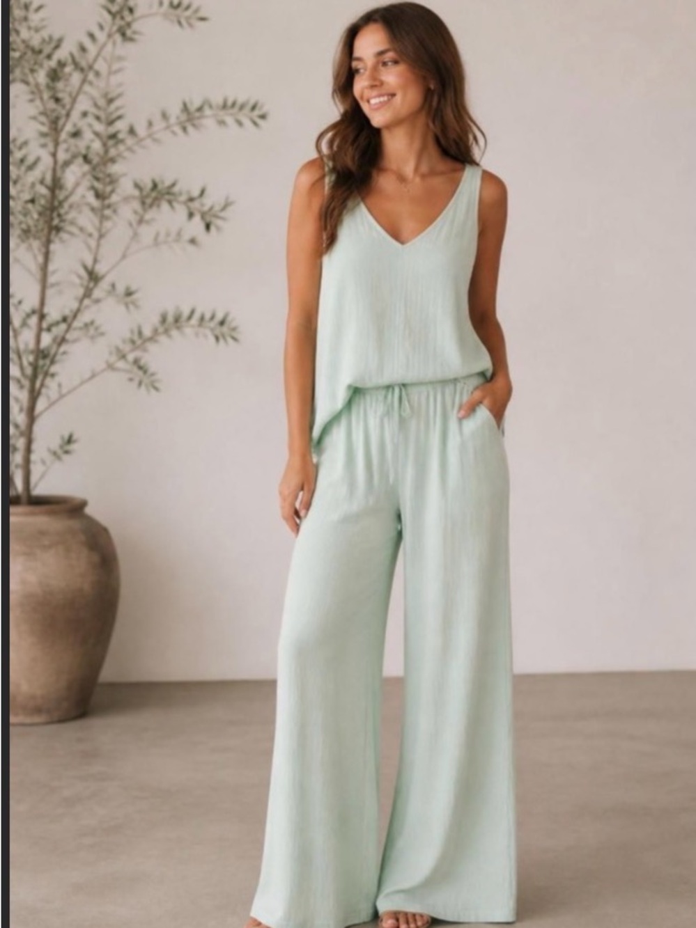 Sleeveless V-Neck Wide-Leg Pajama Set in Mint